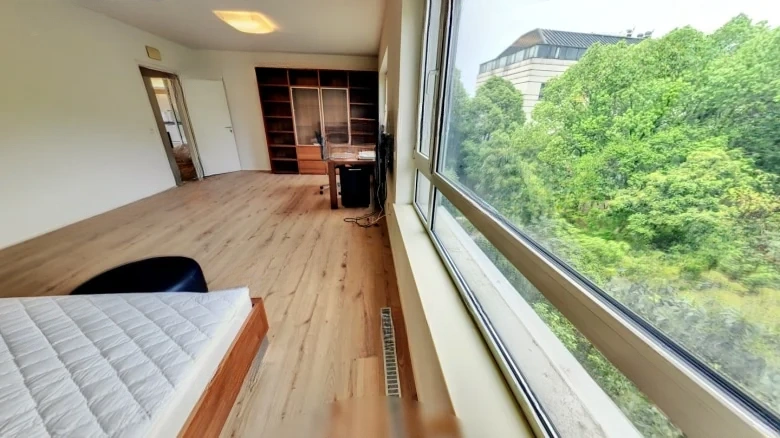 Peak Charm International Apartment - View 5