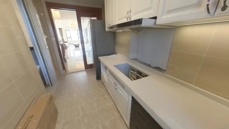 Peninsula Skyline - View 8