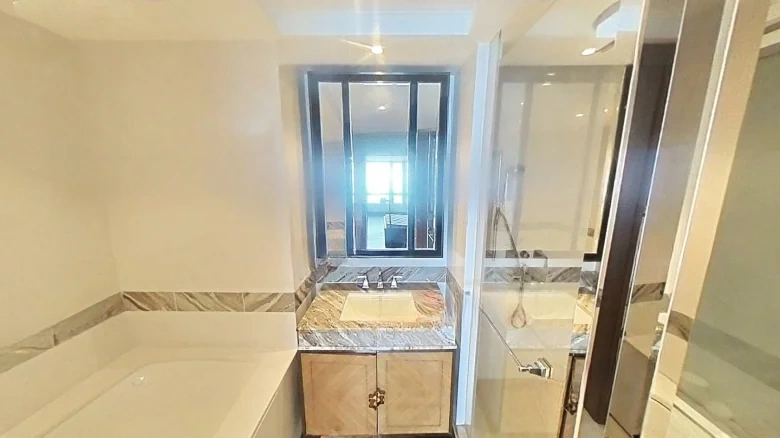 Evergrande Era Peak Collection - View 7