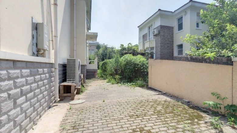 Dushu Retreat Charm - View 21