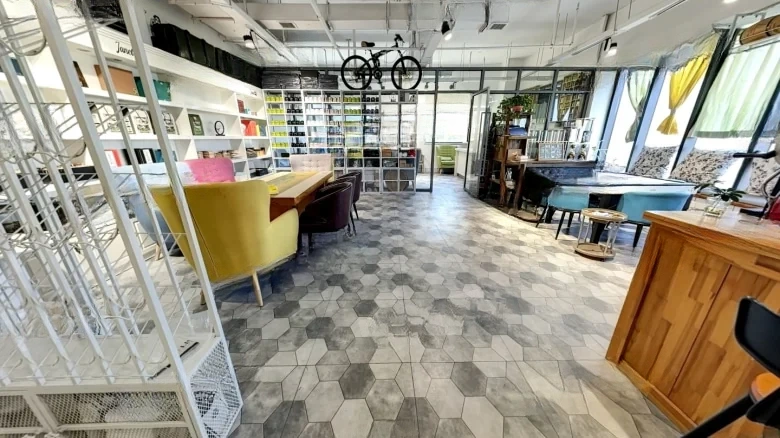 Dongrui Land Rover - View 5