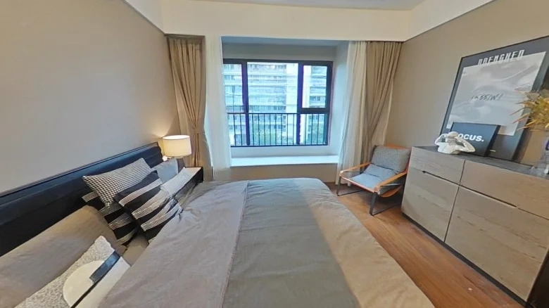 Fish Mouth Grace Mansion - View 5