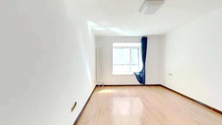 Sincere Maple Leaf International - View 3