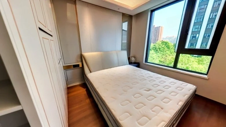 Yun Da Bin He Guang Chang - View 3