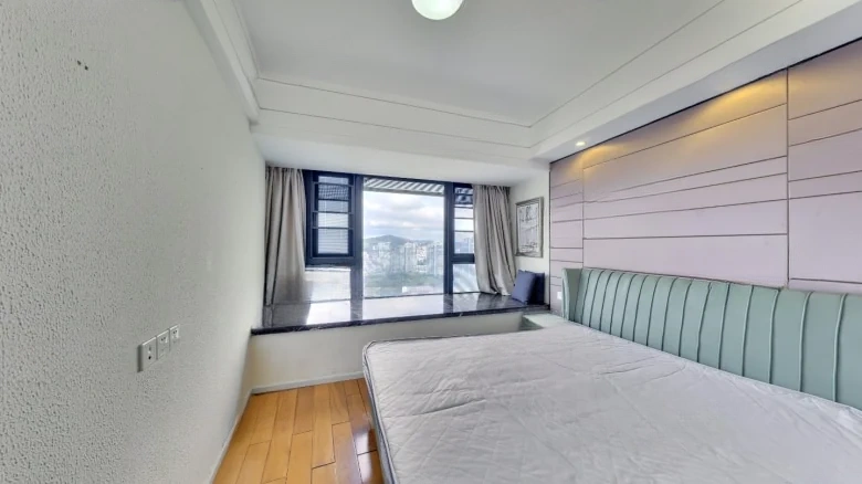 Hongzhou Tianxi - View 3