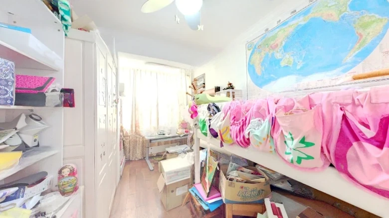 Poly Roland Lavender Valley - View 1