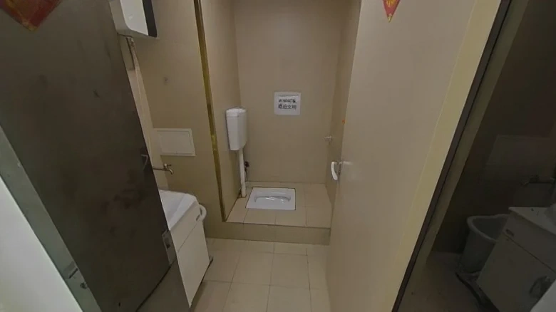 7080 Center Square - View 13