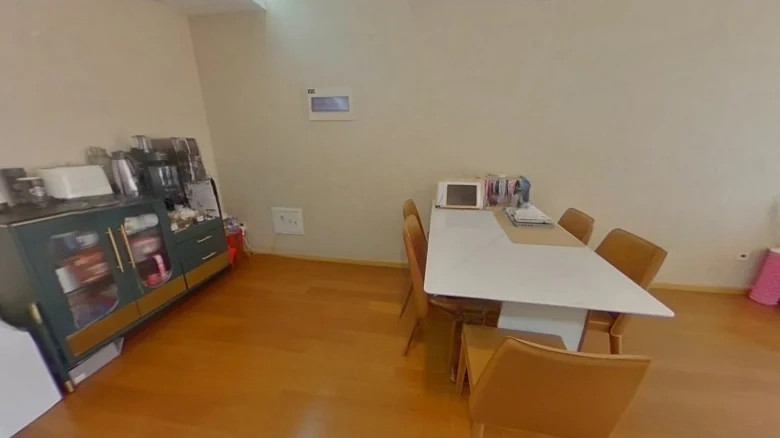 Lushang Shoufu - View 4