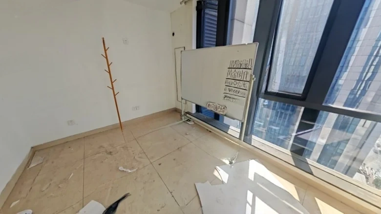 Golden Era Plaza - View 2