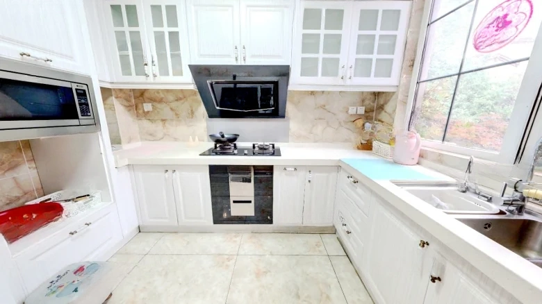 Luhu Splendid Coast Sea Shore - View 7