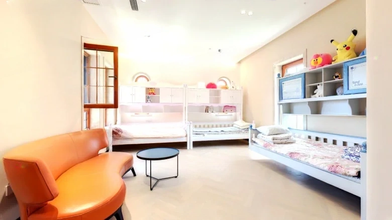 Zhonggeng Xianghai Yipin - View 5