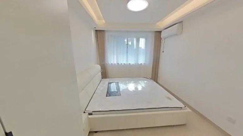 Dongbao Cui Xuan - View 4