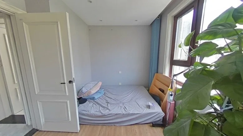 Tianshan National Guest No.1 - View 5