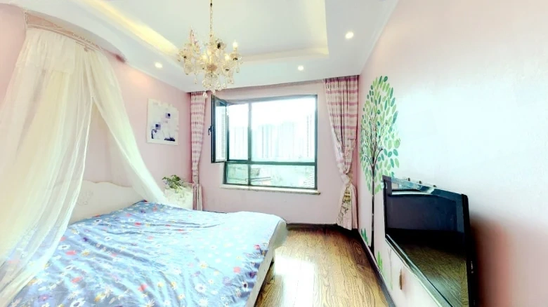 Peninsula Mansion - View 4