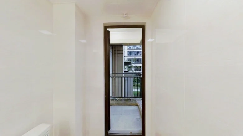 Spring Wind South Bank West Garden - View 9