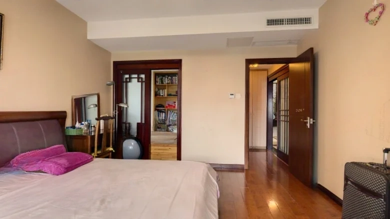 Rising Splendor Imperial Mansion - View 6