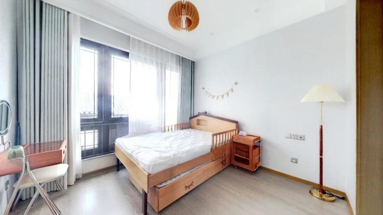 Wangzhu Mountain - View 2