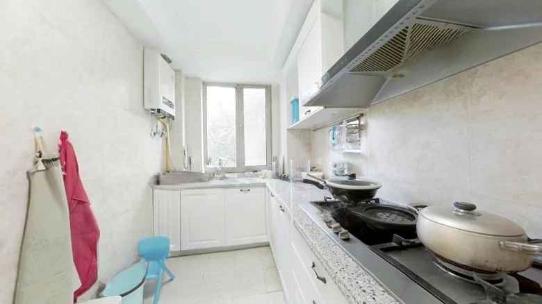 Luxin Changchun Garden碧桂苑Bgtv注意，对于“鲁信长春花园”，正确的翻译应该是：Luxin Changchun Garden对于“碧桂苑”部分没有直接对应的上下文，如果您需要这部分的翻译，请提供完整信息或确认是否为另一独立名称。基于当前请求仅返回给定文本翻译的原则，“碧桂苑”的翻译未包含在内。如果碧桂苑是另一个要翻译的名字，请单独告知。 - View 7