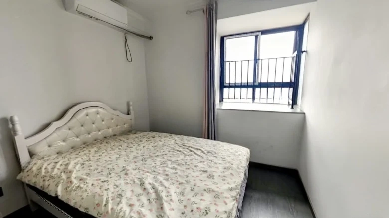 Yinhai Mansion - View 2