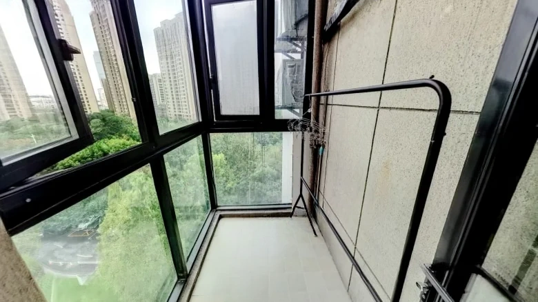 Global Mansion District D - View 10