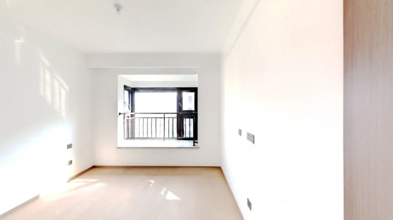 Spring Wind South Bank East Garden - View 5