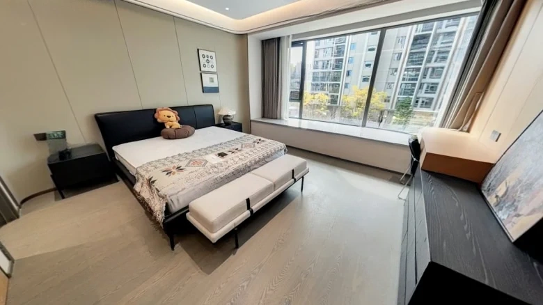 ChengTou Tianfu Jinshangjin - View 4