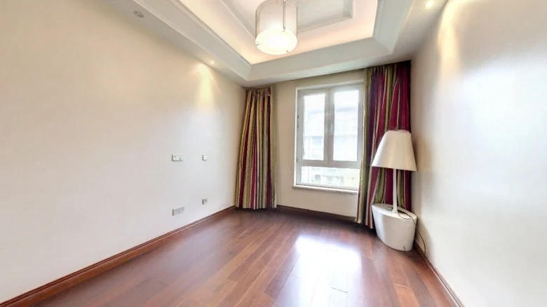 Ruyuan South District - View 3