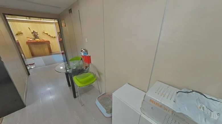 7080 Center Square - View 4