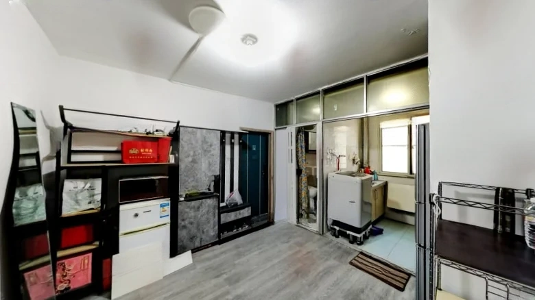 Building National Road 100 Number - View 5