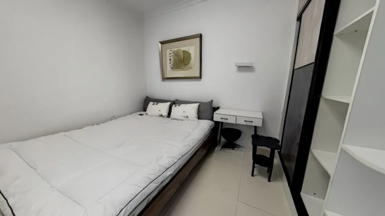 E-Town Tower - View 3