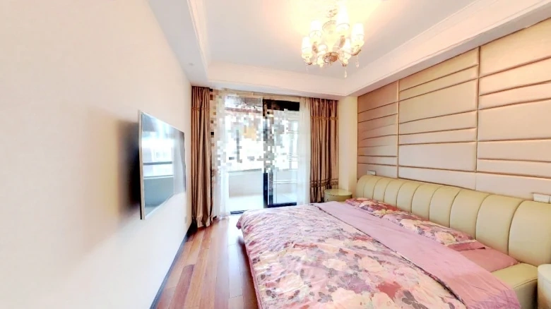 Starlight Avenue Plaza - View 2