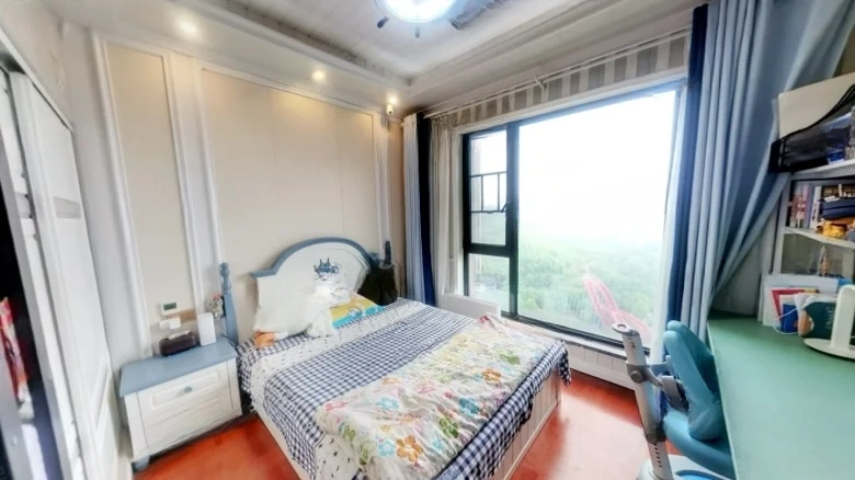 Peony Vessel - View 2