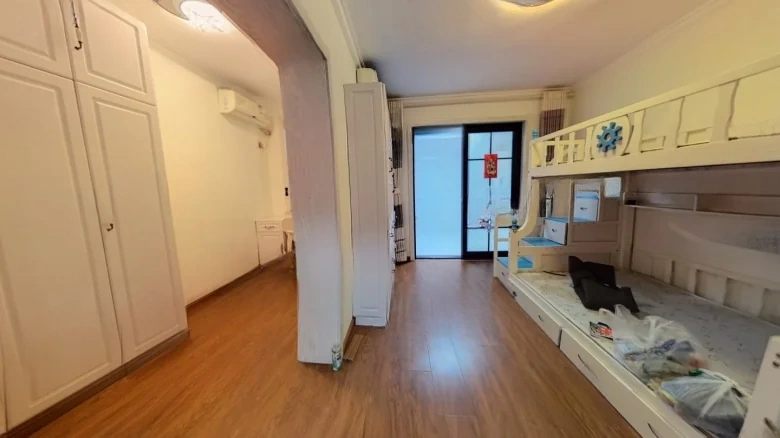 Xianxia Road - View 2