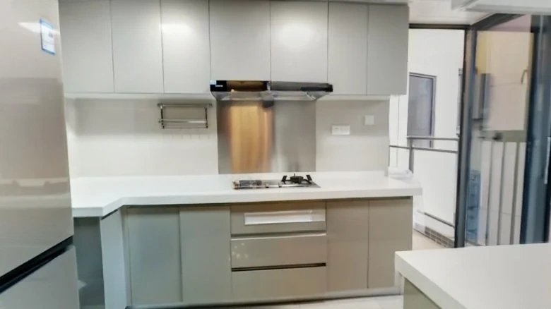 Pearl River Flower City - View 8