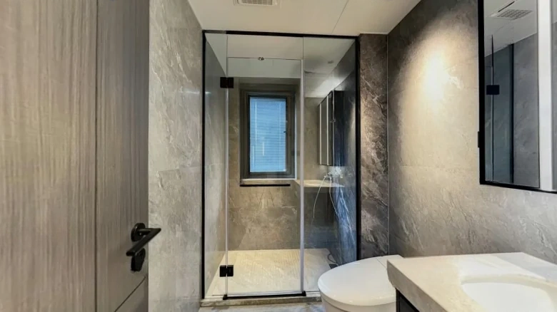 River Panorama Mansion - View 11