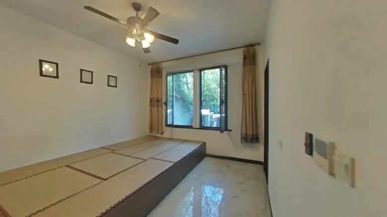 Era Elegant Lake - View 4