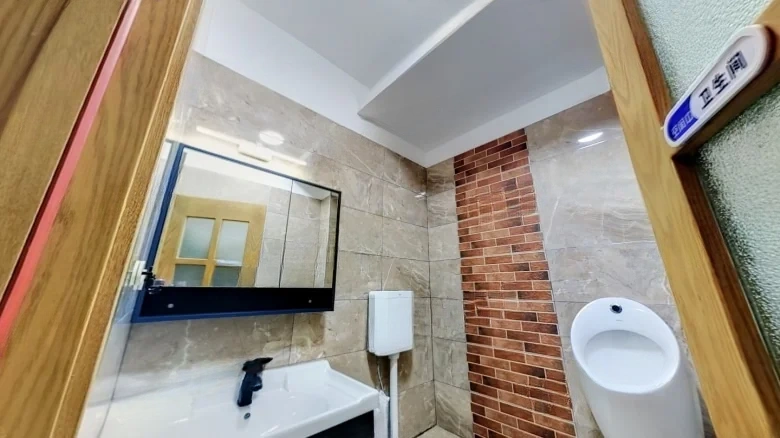 Crescent Mansion - View 7