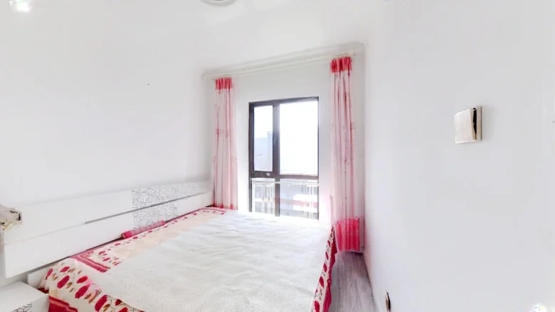 Donggang Swan Bay - View 3