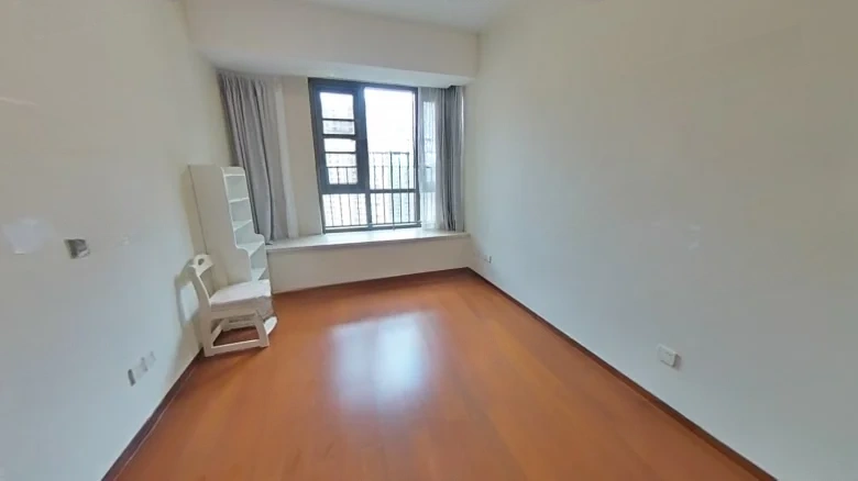 Renaissance Riverside Bay - View 2