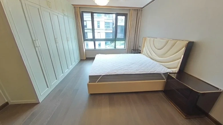 China Sea Luhu Mansion - View 3