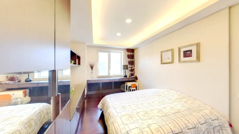 Stellar Sea National Treasure - View 3