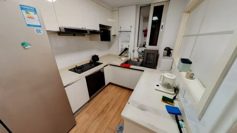 Nationality Road - View 15