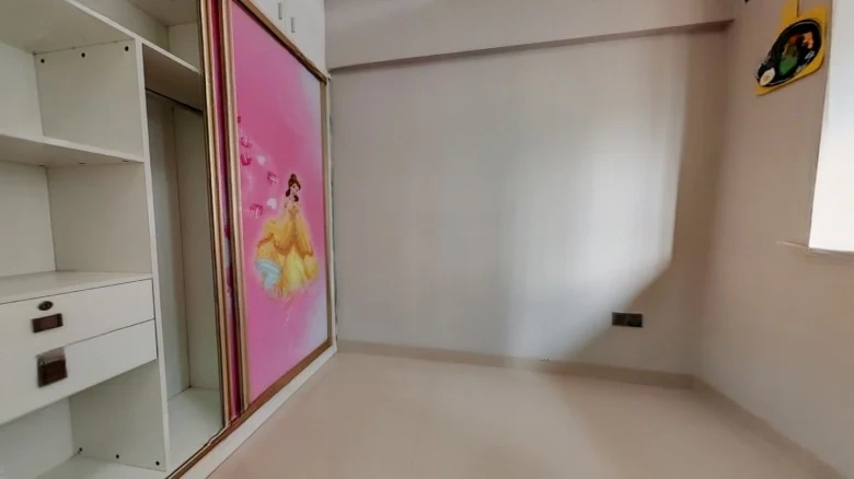 Oriental Paris - View 3