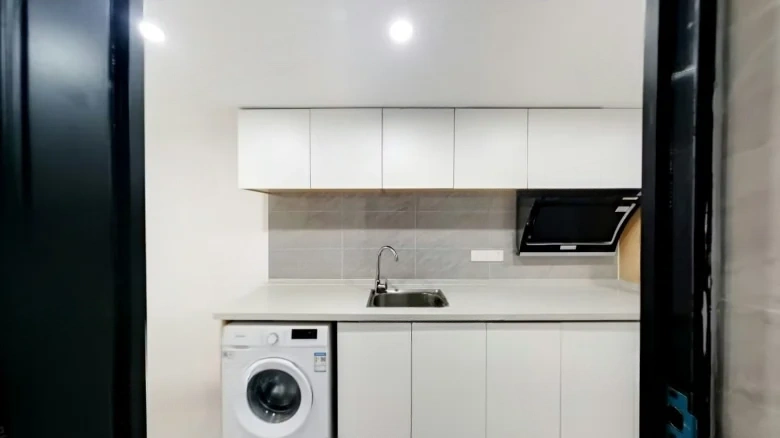 Poly Central Plaza - View 7