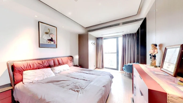 Lakeshore Tangning One - View 2