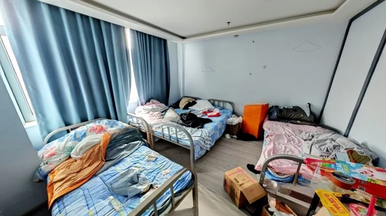 Wanda Plaza in High-tech Area - View 3