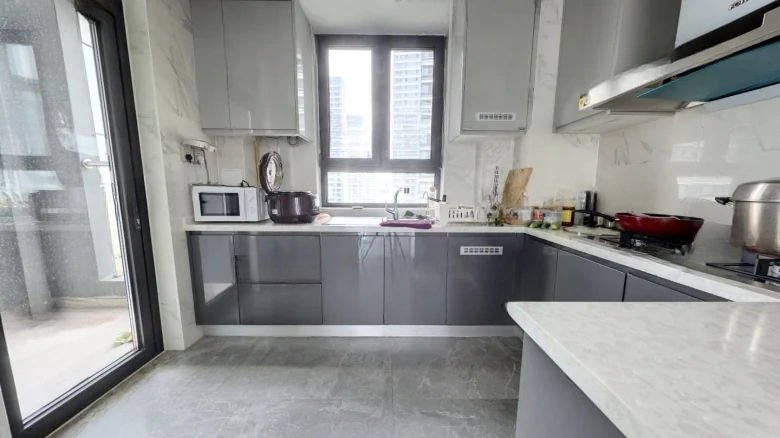 Greenfield Phoenix Perch Glimmering Jade - View 6