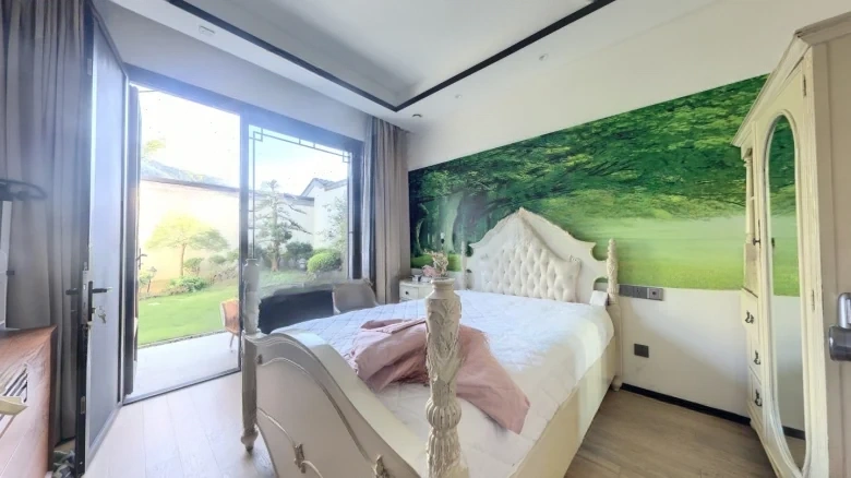 Ink Stream Lake - View 7