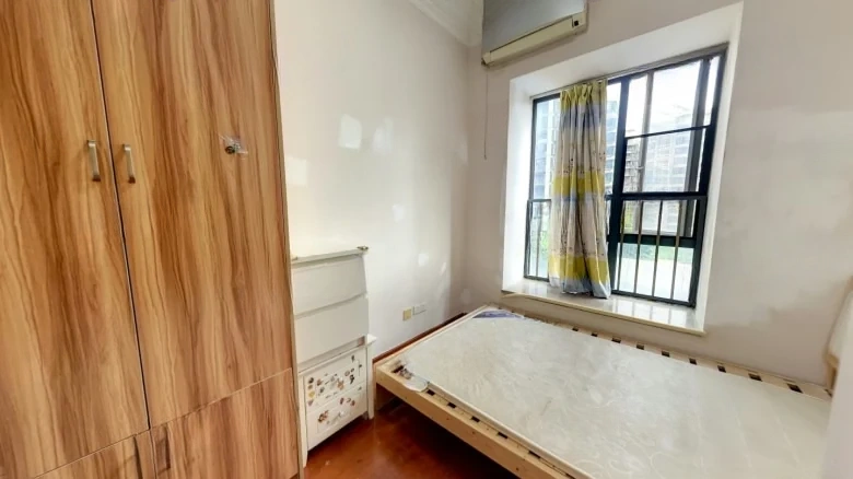 Peach Garden Mansion - View 2