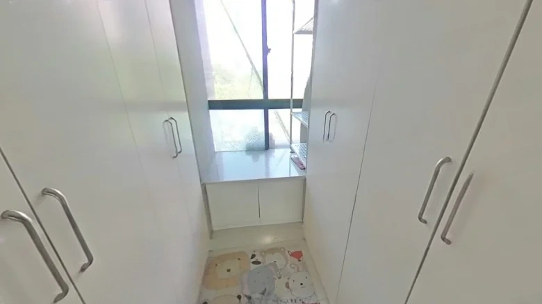 Central North Premium Style - View 10